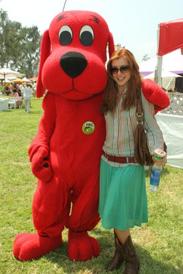 Alyson Hannigan photo