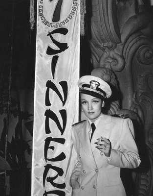 Marlene Dietrich photo