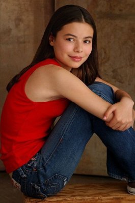 Miranda Cosgrove photo