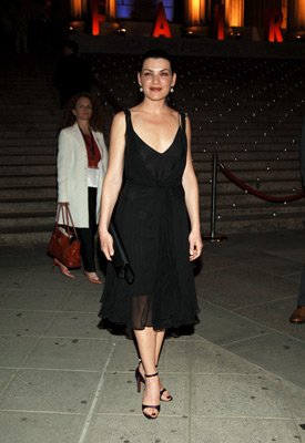 Julianna Margulies photo