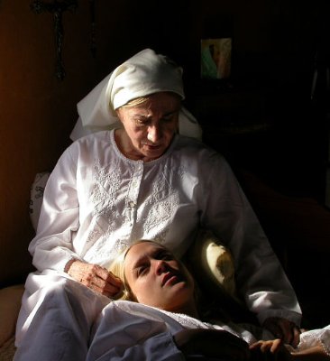 Olympia Dukakis photo