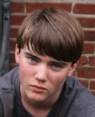 Cameron Bright photo