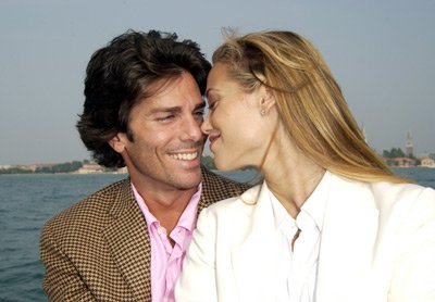 Elizabeth Berkley photo