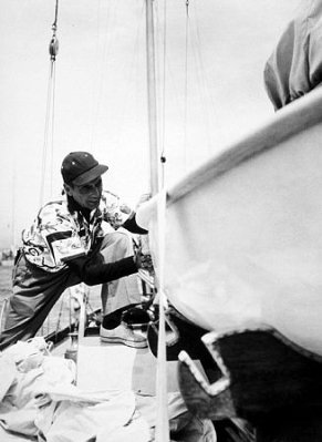 Humphrey Bogart photo