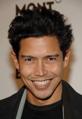 Anthony Ruivivar photo