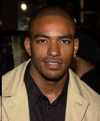 Laz Alonso photo