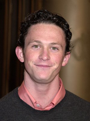 Jonathan Tucker photo
