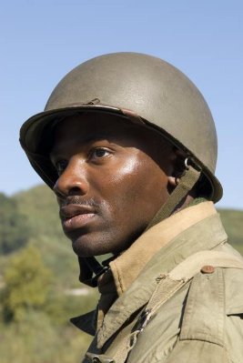 Derek Luke photo