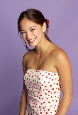 Kristin Kreuk photo