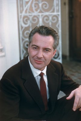 Rossano Brazzi photo
