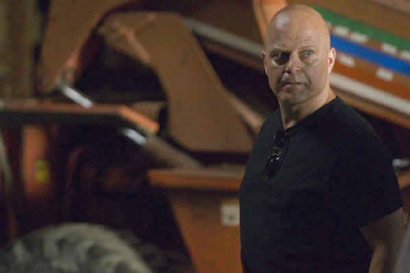 Michael Chiklis photo