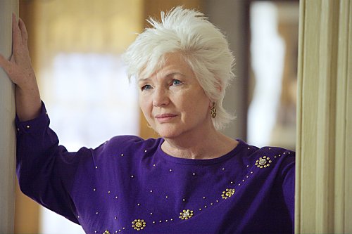 Fionnula Flanagan photo