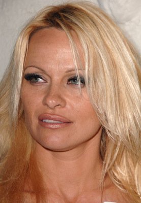 Pamela Anderson photo