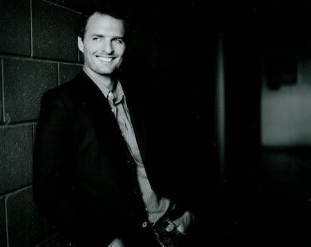 Greg Bryk photo