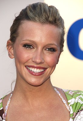 Katie Cassidy photo