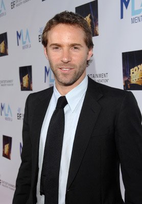 Alessandro Nivola photo