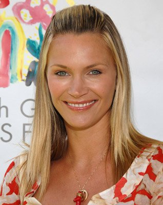 Natasha Henstridge photo