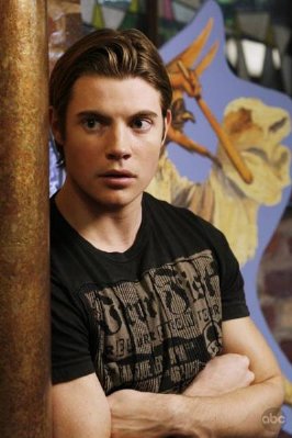 Josh Henderson photo