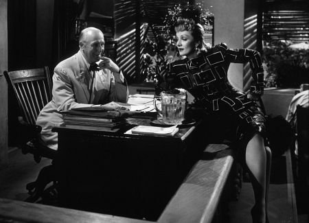 Marlene Dietrich photo