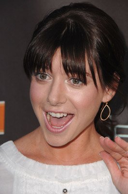 Alyson Hannigan photo