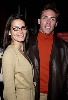Angie Harmon photo