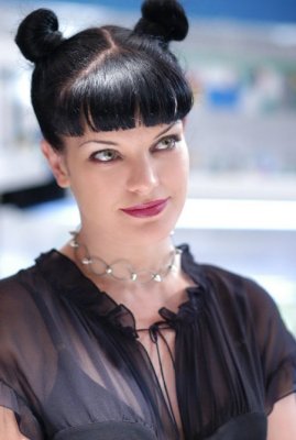Pauley Perrette photo