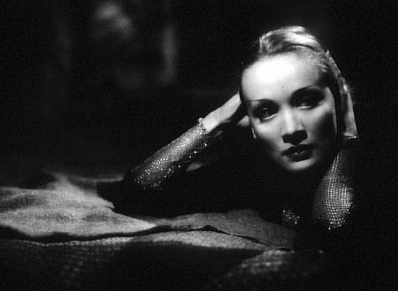 Marlene Dietrich photo