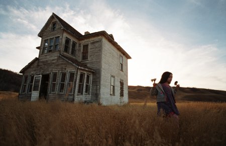 Jodelle Ferland photo