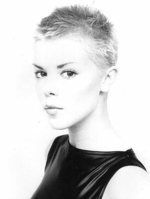 Sarah-Jane Potts photo