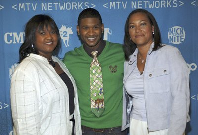 Usher Raymond photo