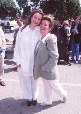 Brenda Blethyn photo