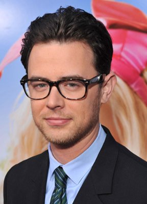 Colin Hanks photo