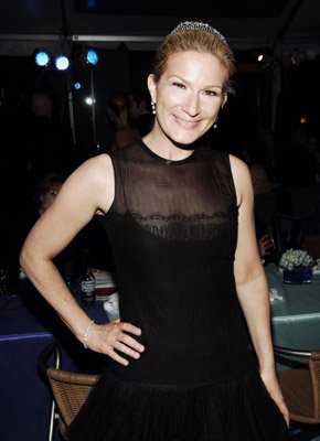 Ana Gasteyer photo