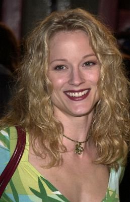 Teri Polo photo