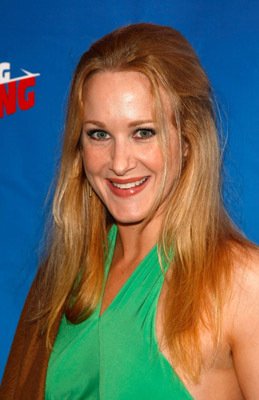 Katie Finneran photo