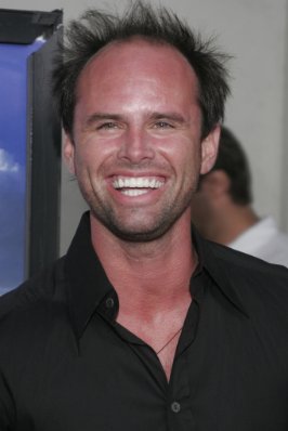 Walton Goggins photo