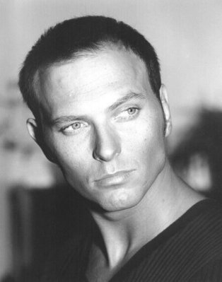 Luke Goss photo