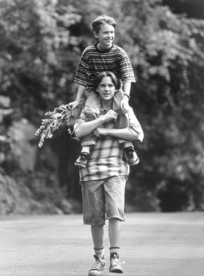 Joseph Mazzello photo