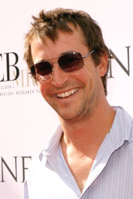 Noah Wyle photo