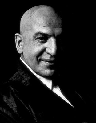 Telly Savalas photo