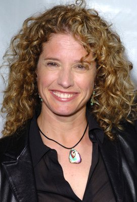 Nancy Travis photo