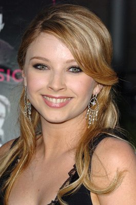 Elisabeth Harnois photo