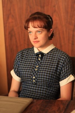 Elisabeth Moss photo