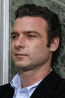 Liev Schreiber photo