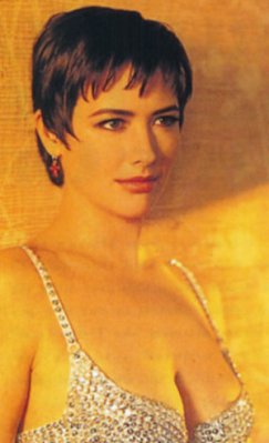 Janine Turner photo