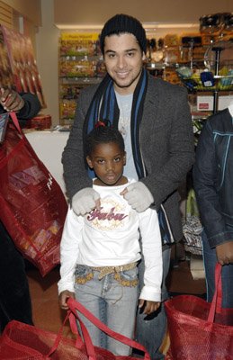 Wilmer Valderrama photo