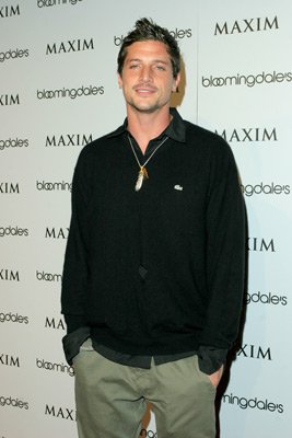 Simon Rex photo