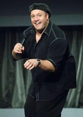 Kevin James photo