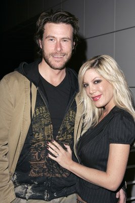 Dean McDermott photo