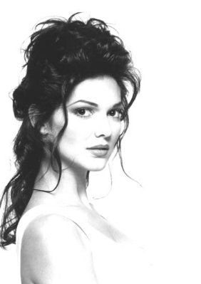 Laura Harring photo